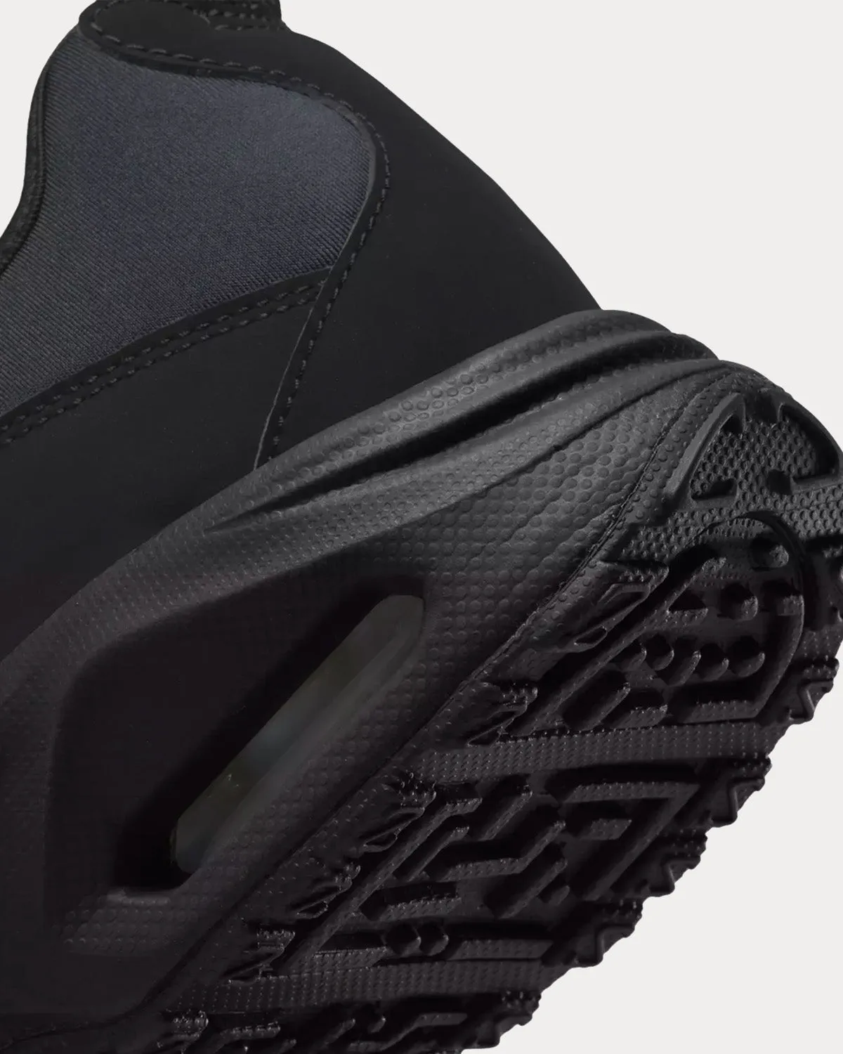 Air Max Sunder Black Low Top Sneakers