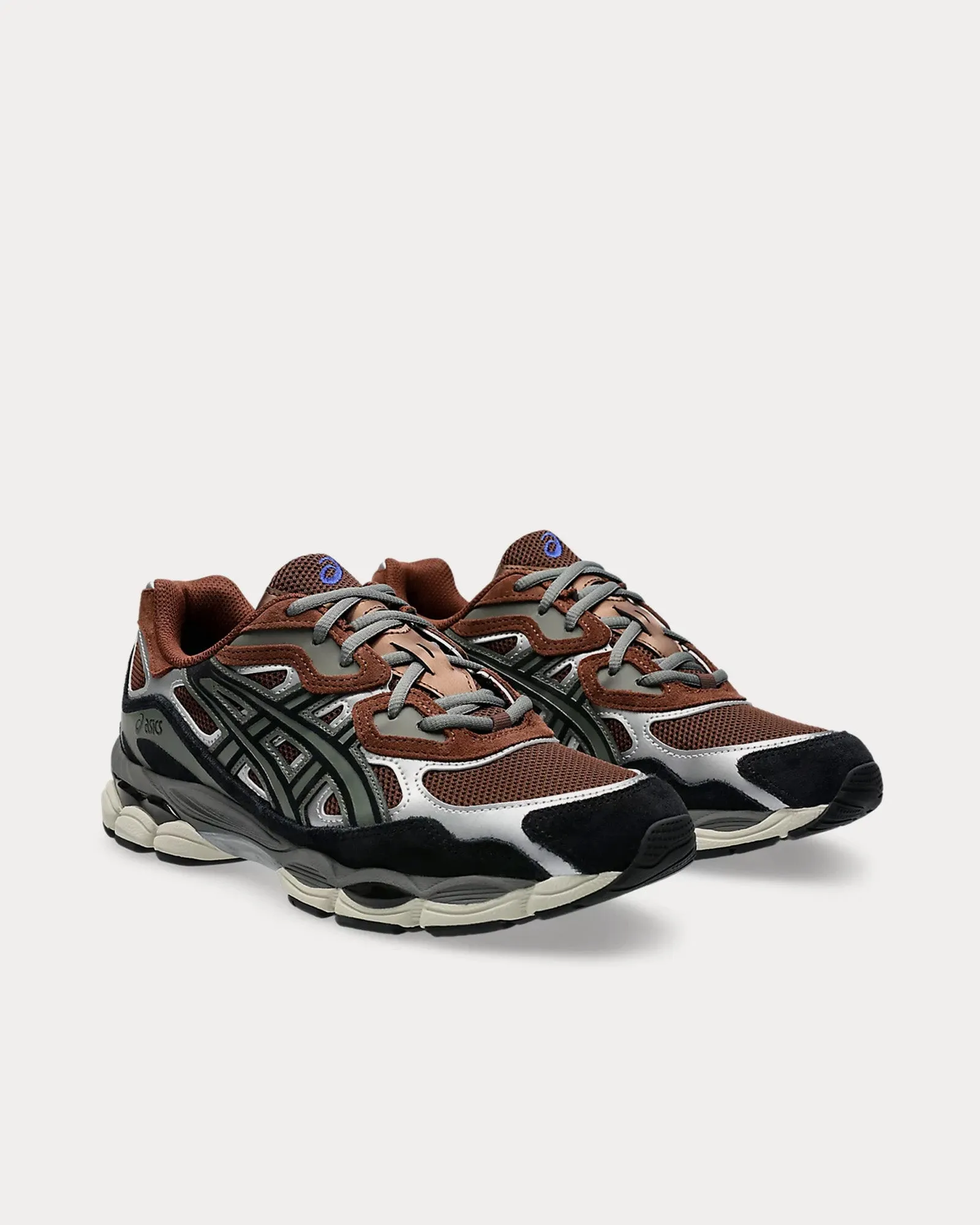 Gel-NYC Reddish Brown / Black Low Top Sneakers