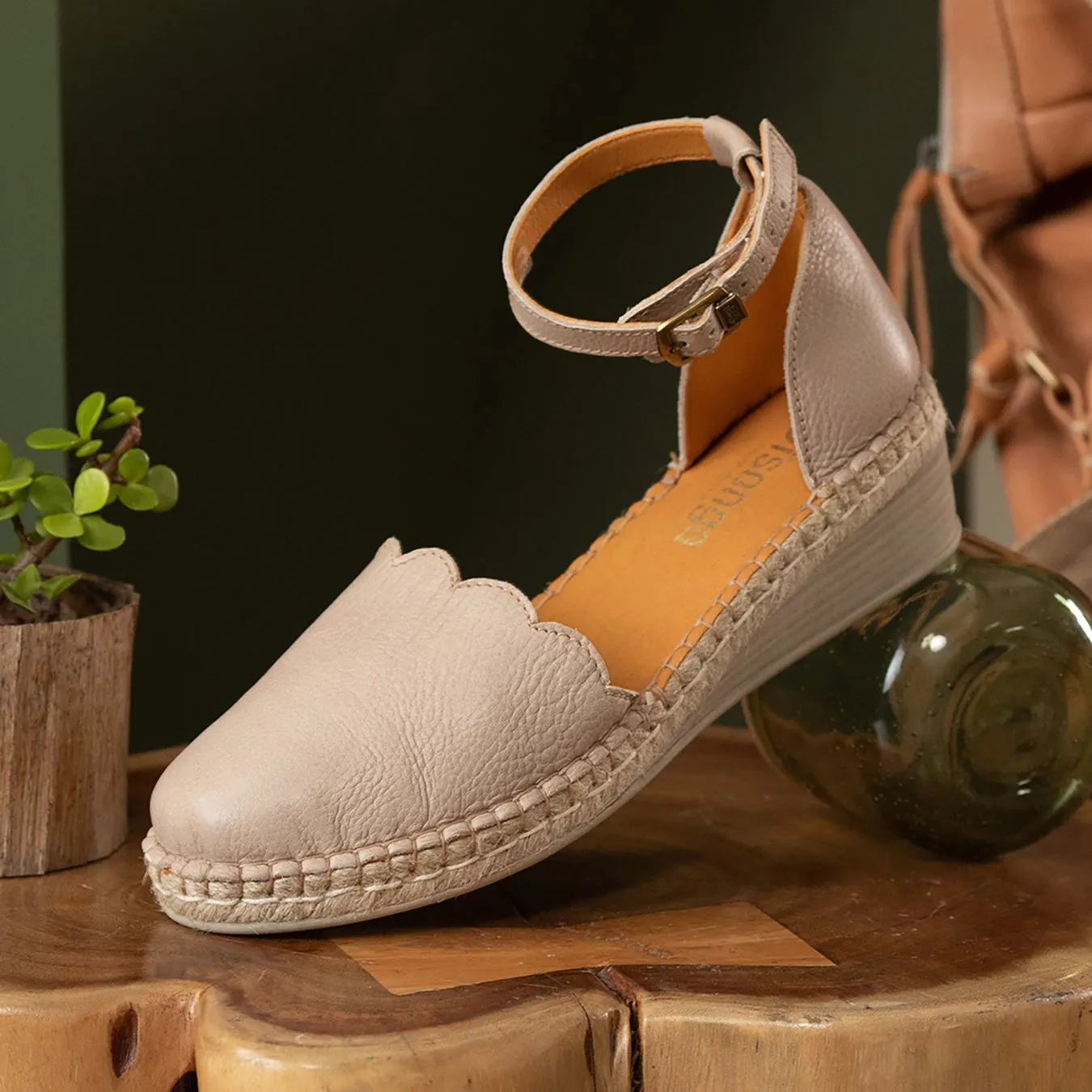 Inkantolo : Ladies Leather Wedge Espadrille in Gravel Vintage